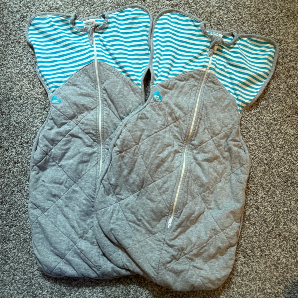 Love to Dream Blue and White Swaddle. Winter Warm. Size M 13-18.5 lbs. Set of 2